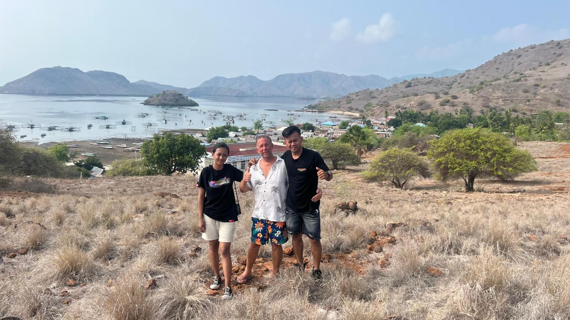 Jhuna Komodo Homestay Exterior foto